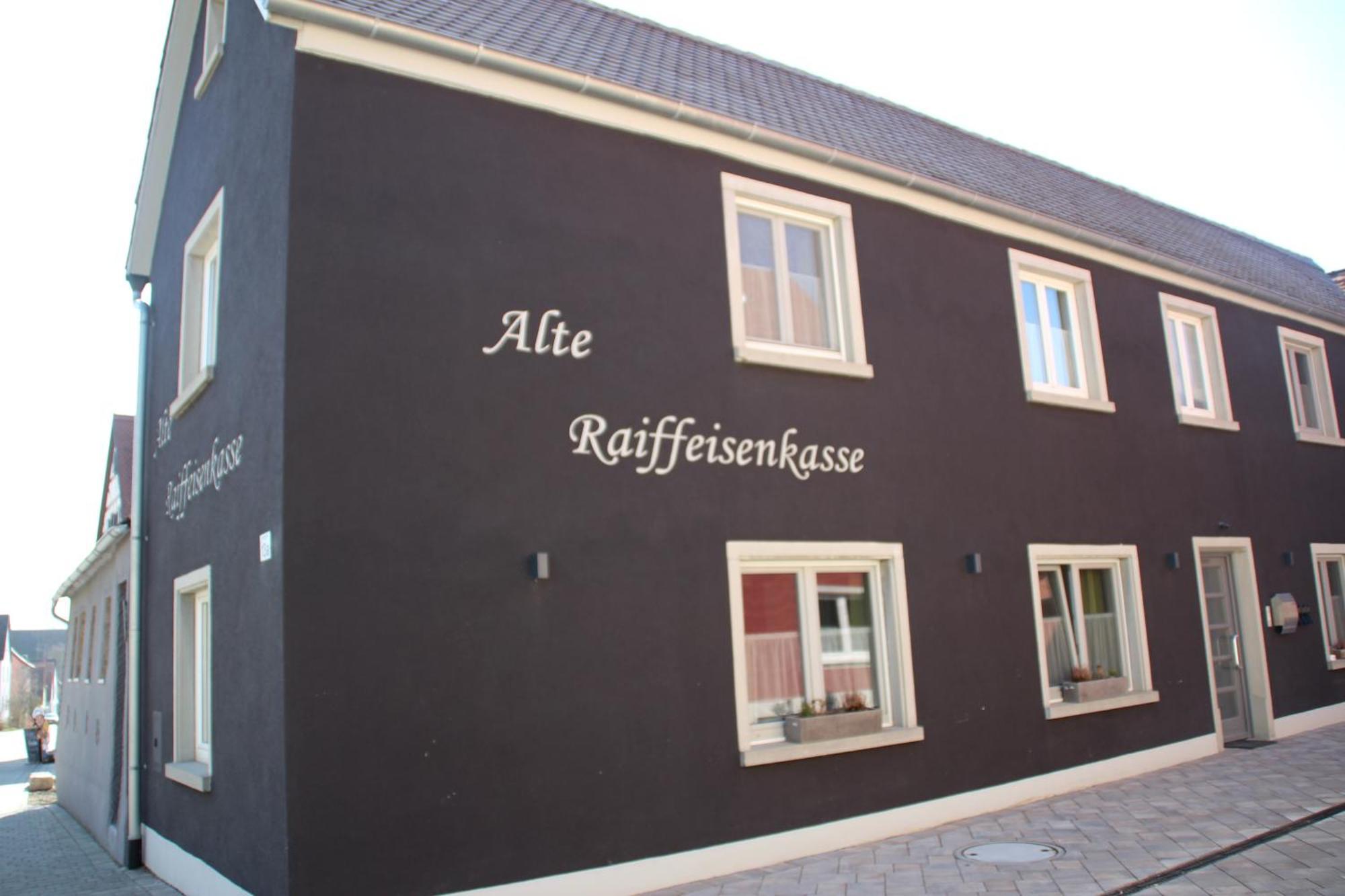 Apartment Alte Raiffeisenkasse Rothenburg Ob Der Tauber Buitenkant foto