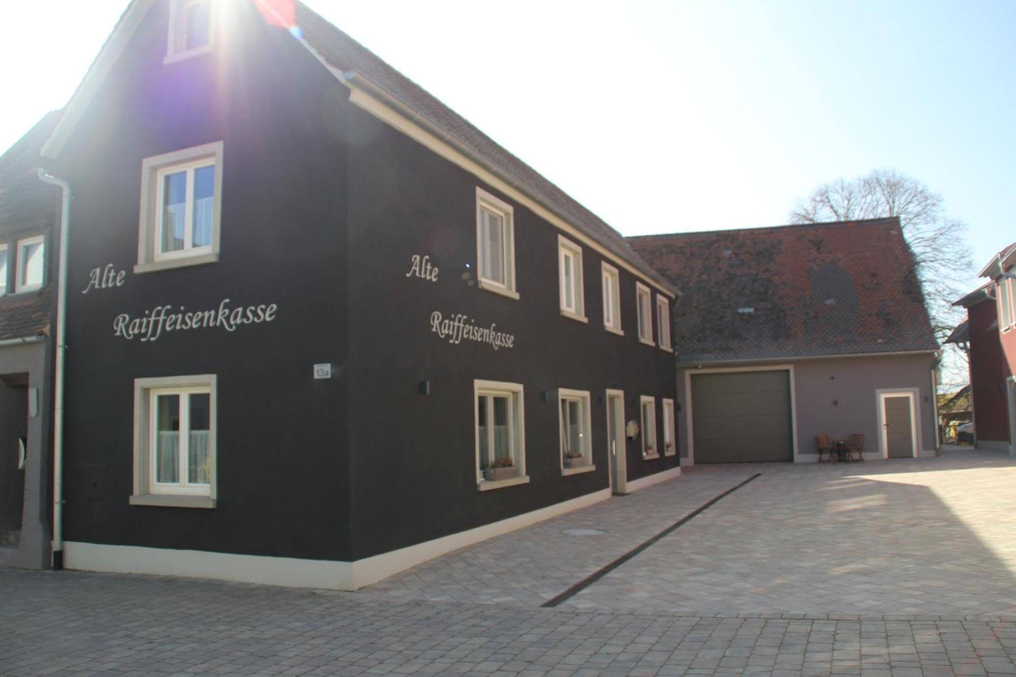 Apartment Alte Raiffeisenkasse Rothenburg Ob Der Tauber Buitenkant foto